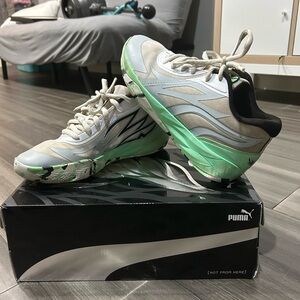 Puma Gray and Green Sneakers